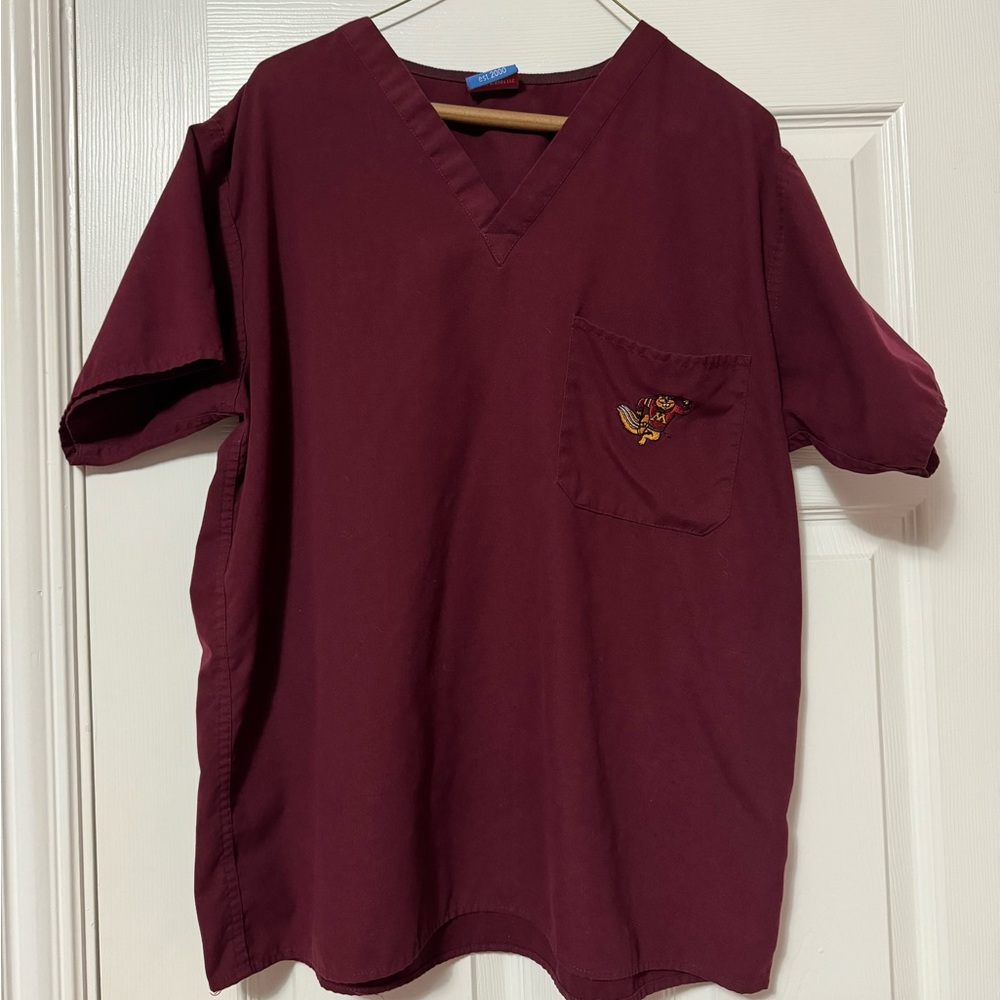 Minnesota Golden Gophers  Scrub Top, Size Medium Unisex Short Sleeve